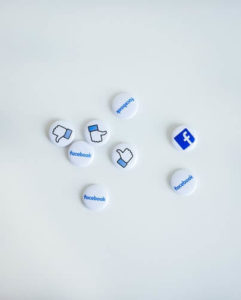 Facebook Pins